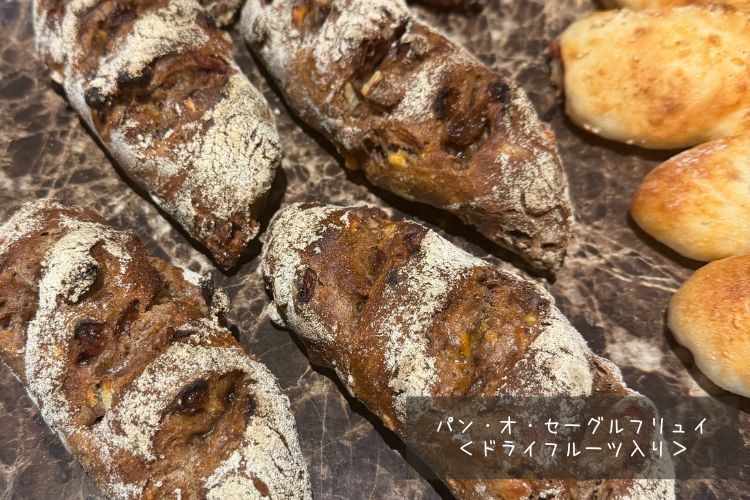季節に合わせたパン