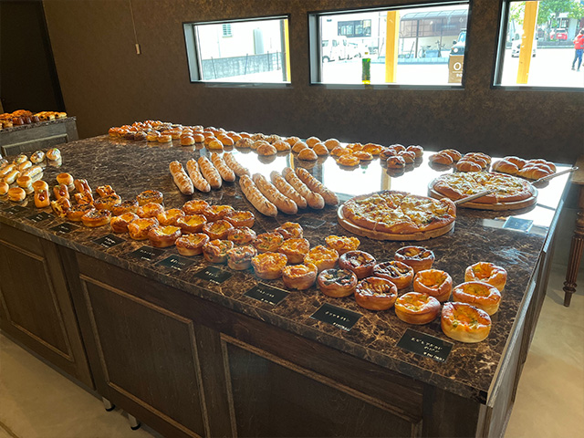 ブレッドステーション南春日店